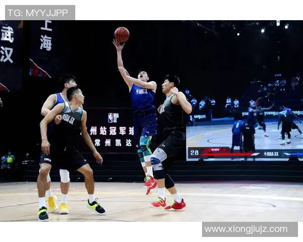 广州篮球队的奋斗历程与总决赛背后的成长启示